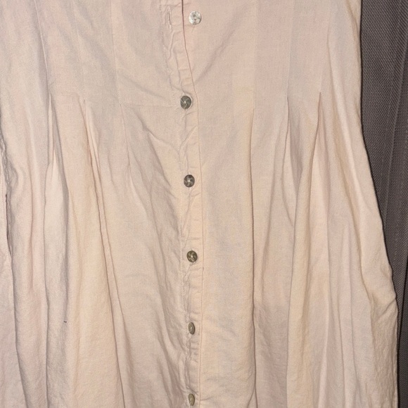 Cream Button-Up Ruffle  dress - Picture 4 of 7